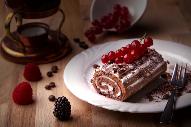 Free Cakes Black Forest Cherry Roll photo and picture