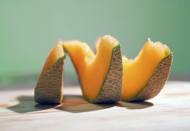 Free Cantaloupe Fruit photo and picture