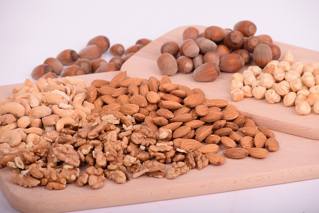 Free Nuts Almonds photo and picture